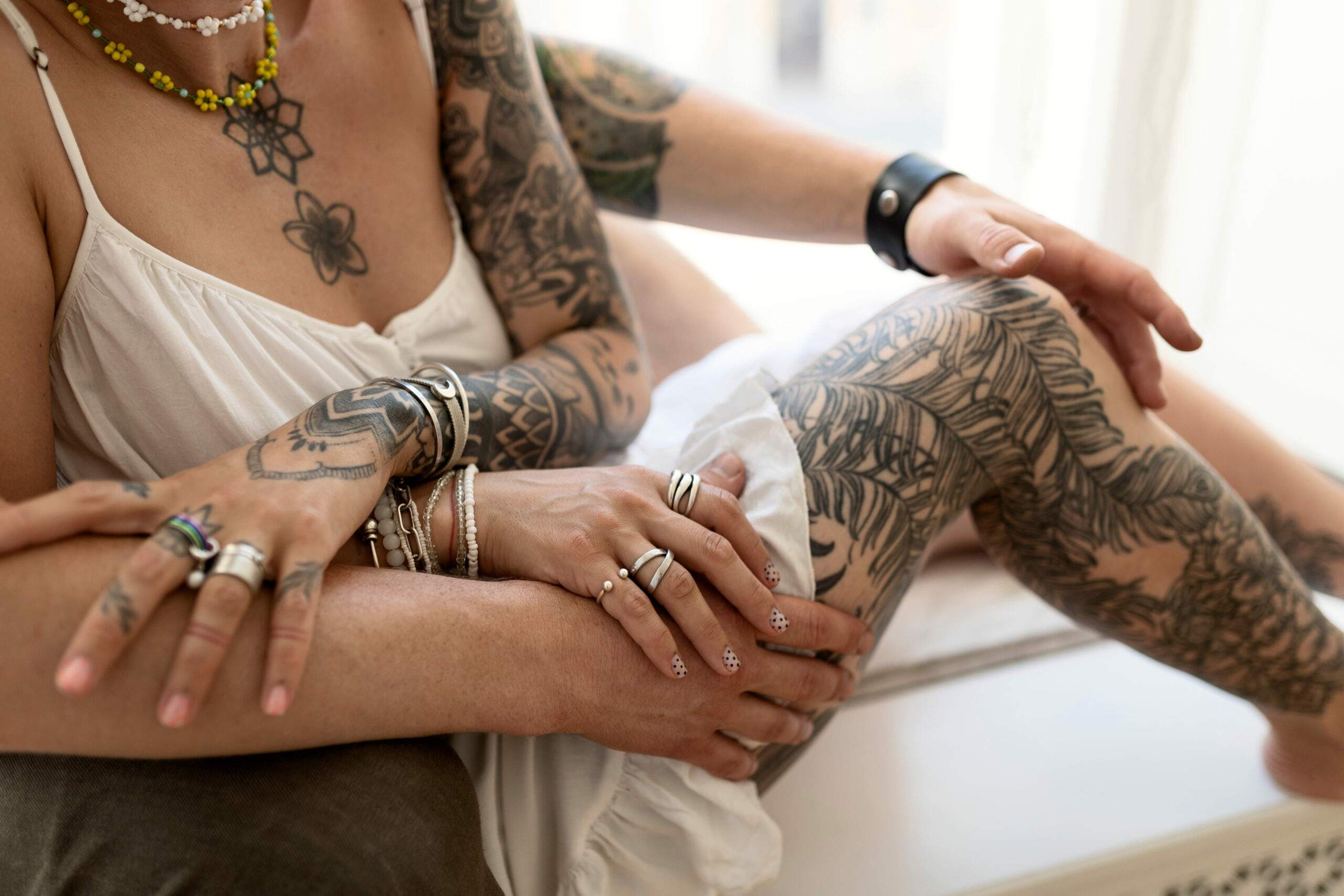 Lire la suite à propos de l’article Comment concevoir des tatouages temporaires de mariage personnalisés en accord avec votre thème